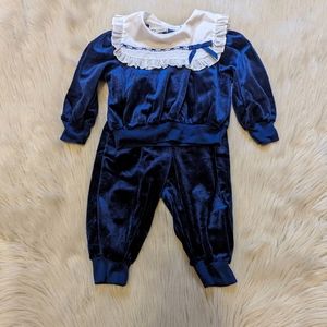 Vintage Lightning Pong blue velvet top and pant suit with white collar size 24